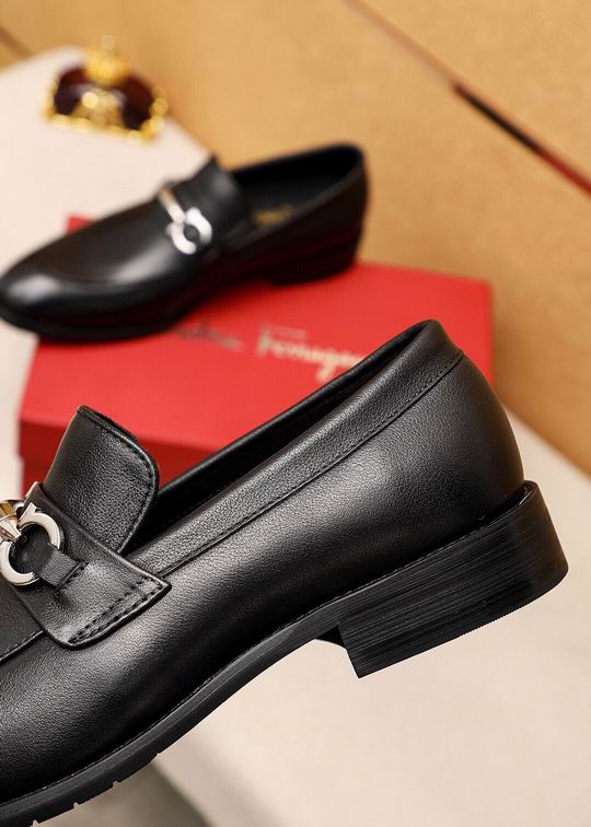 Ferragamo sz38-46 mnh0538 (7)